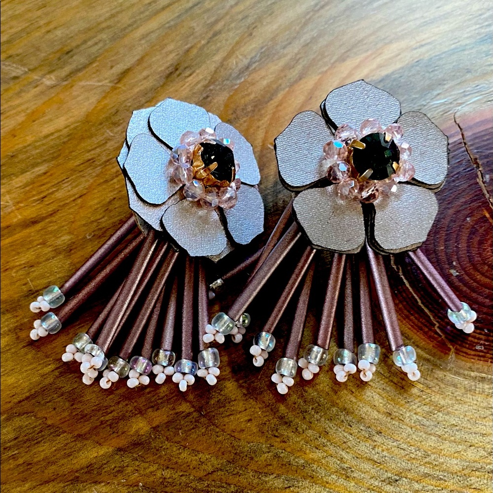 **JEWELRY BUNDLE SALE ** Silver copper/emerald stone leather boho earrings